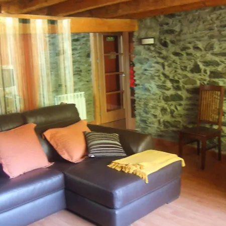 Hotel Masia D'en Valenti Anserall (Catalonia)