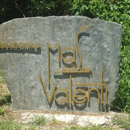 Hotel Masia D'en Valenti 2*