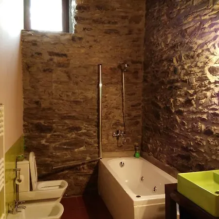 Masia D'en Valenti Hotell 2*