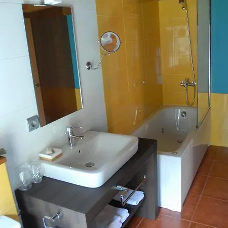 Masia D'en Valenti Hotel