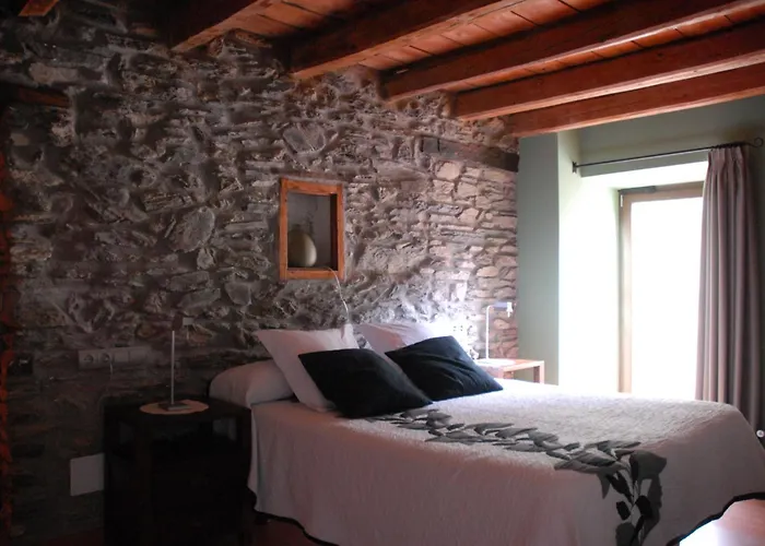 Hotel Masia D'en Valenti Anserall (Catalonia)