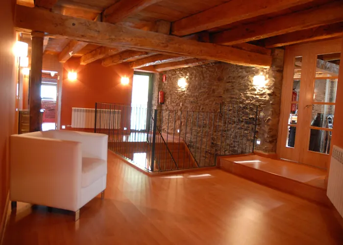 Hotel Masia D'en Valenti Anserall (Catalonia)