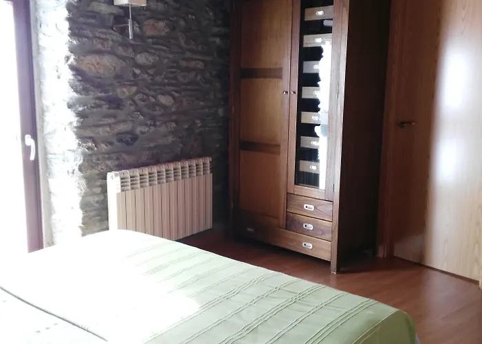 Hotel Masia D'en Valenti 2*