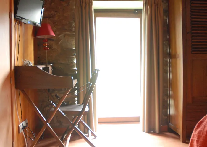 Masia D'en Valenti Hotel 2*